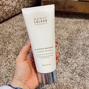 MONAT color enhance beautiful brunette conditioner